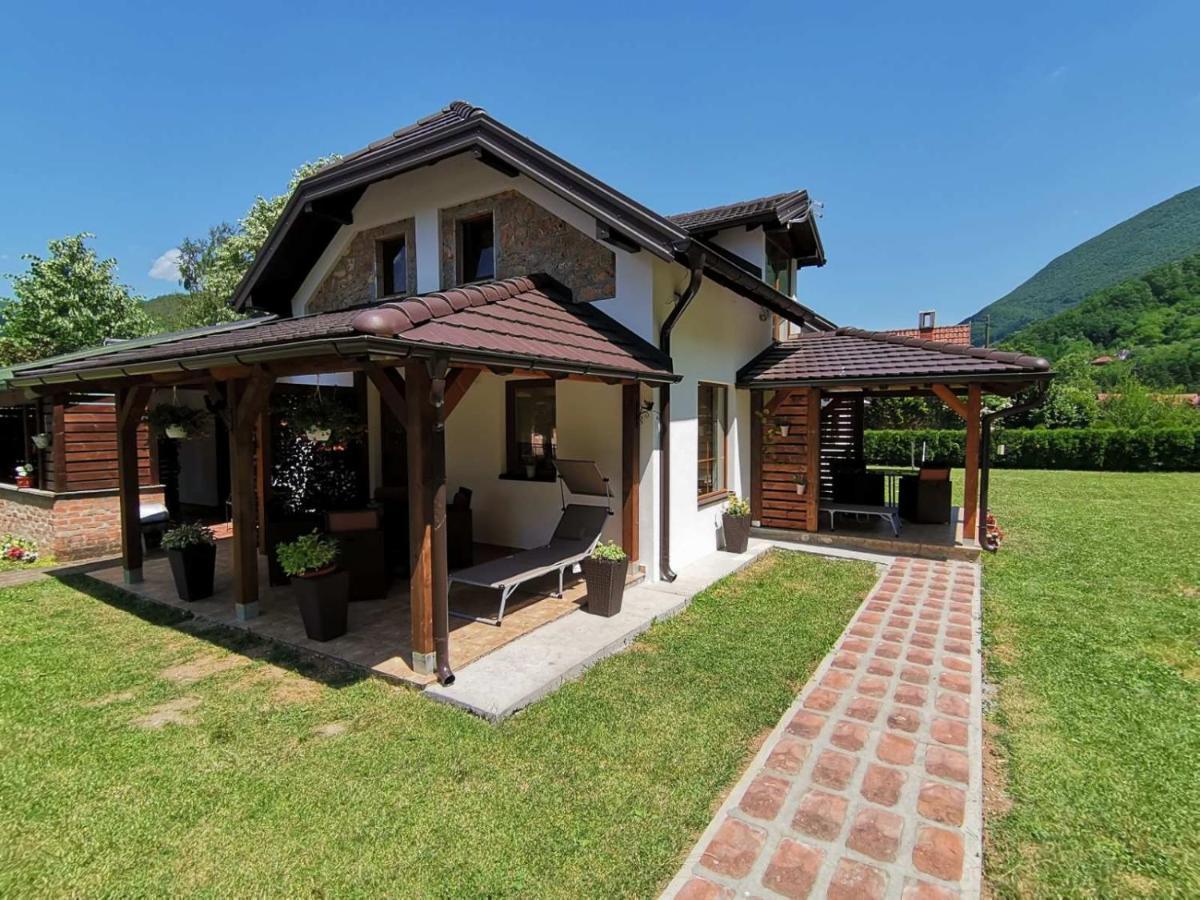 Apartmani Jovanovic Перучац Екстер'єр фото
